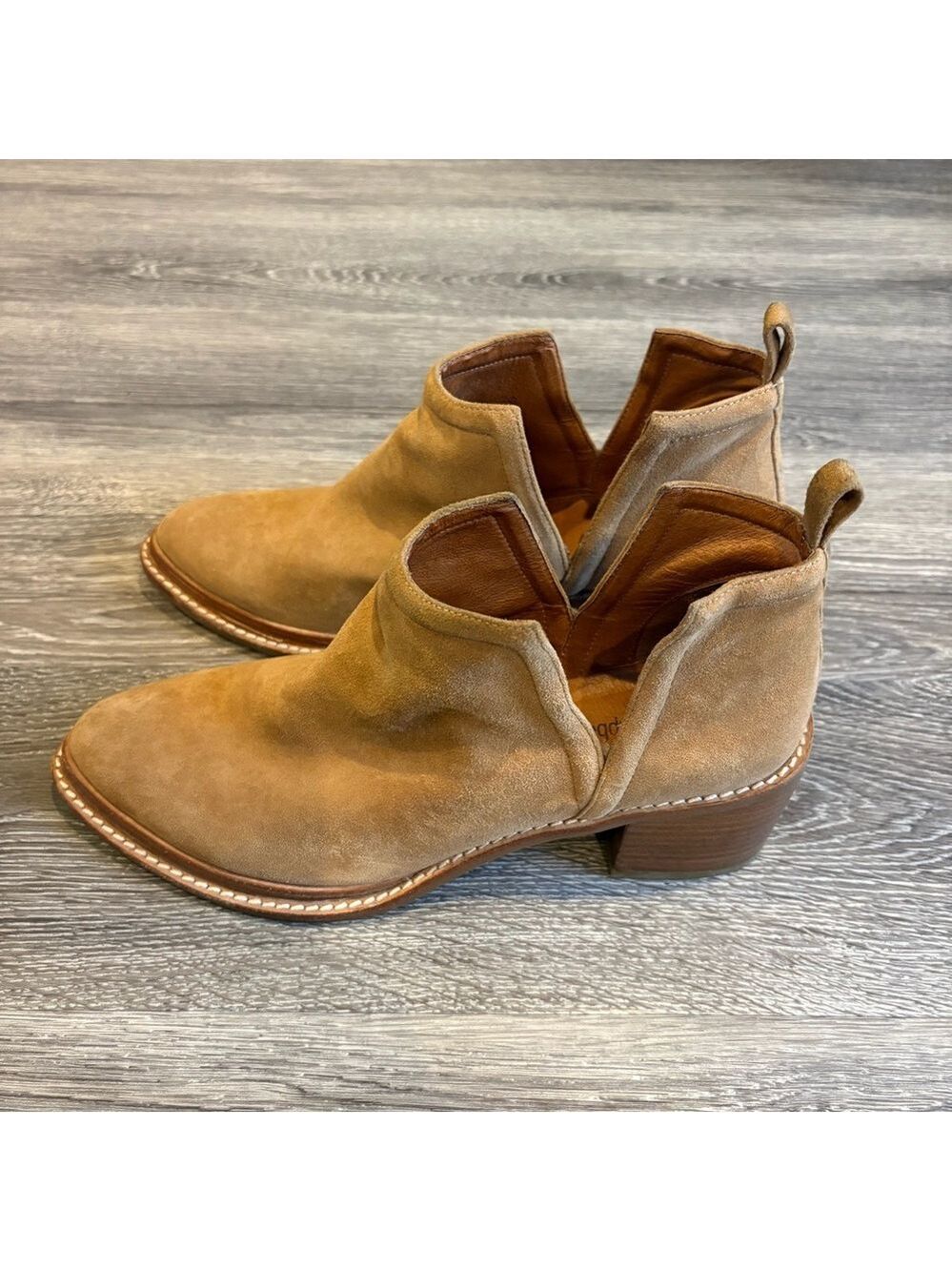 Jeffrey Campbell Fontana Tan Suede Chelsea Ankle Boots Size 10